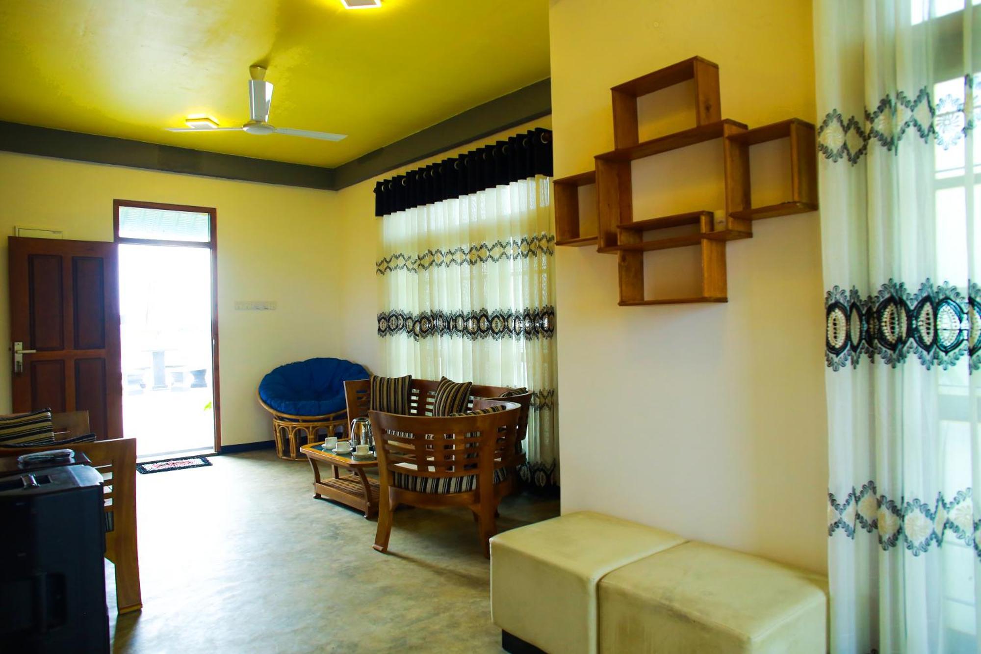 Isindu Sky Lodge Mirissa Εξωτερικό φωτογραφία