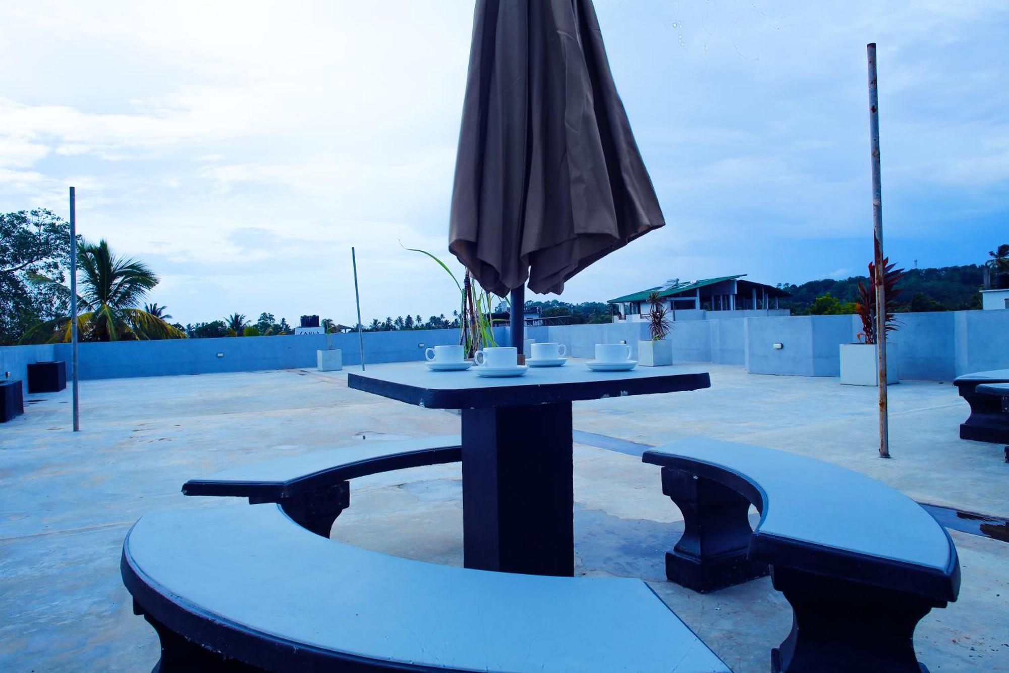 Isindu Sky Lodge Mirissa Εξωτερικό φωτογραφία