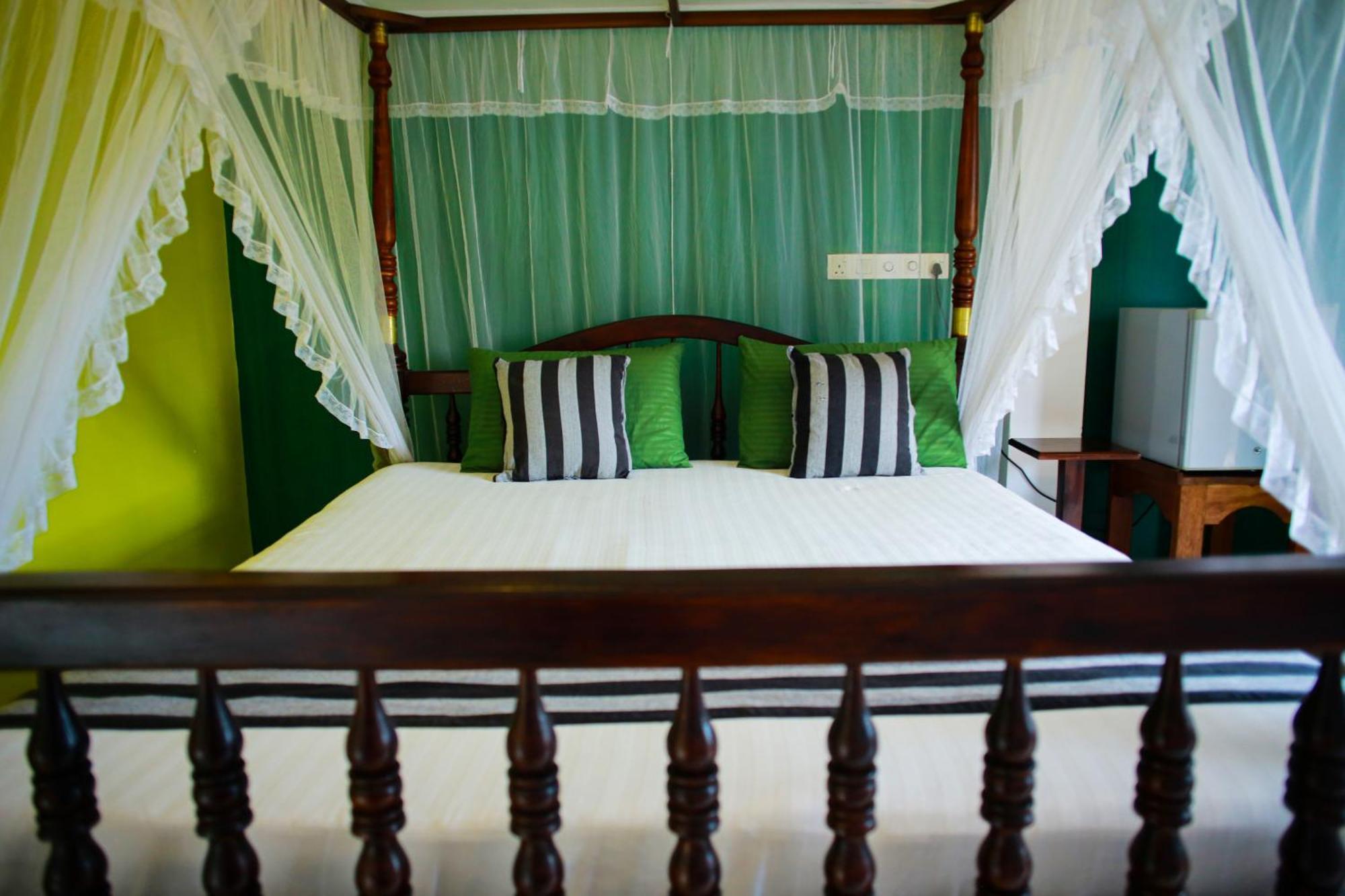 Isindu Sky Lodge Mirissa Εξωτερικό φωτογραφία